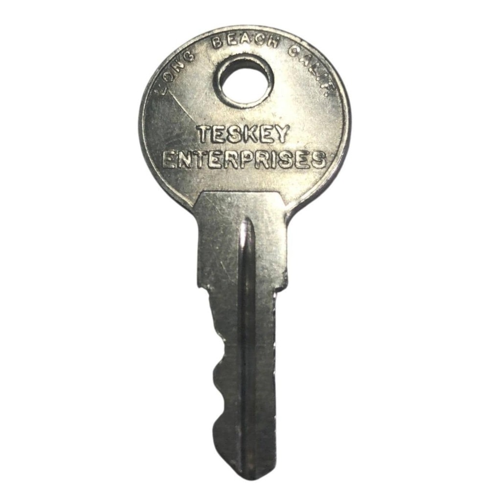 Vintage Teskey Enterprises Long Beach Calif Key CH 751 Made in USA Advertising